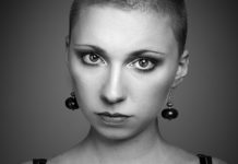 Dominika Barabas w nowym klipie – O.O