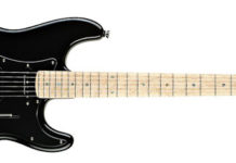 Fender Lite Ash Stratocaster