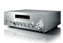 Yamaha MusicCast R-N803D i nowy model amplitunera stereo!