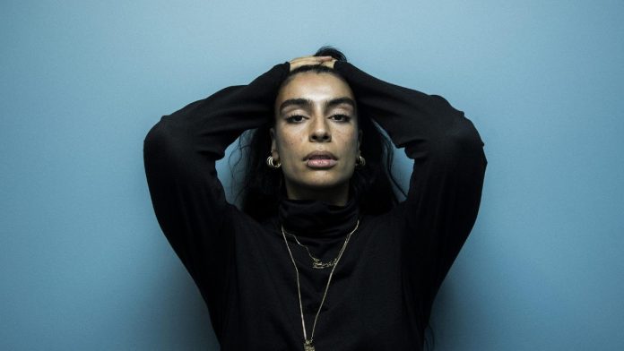 Sevdaliza_uptone
