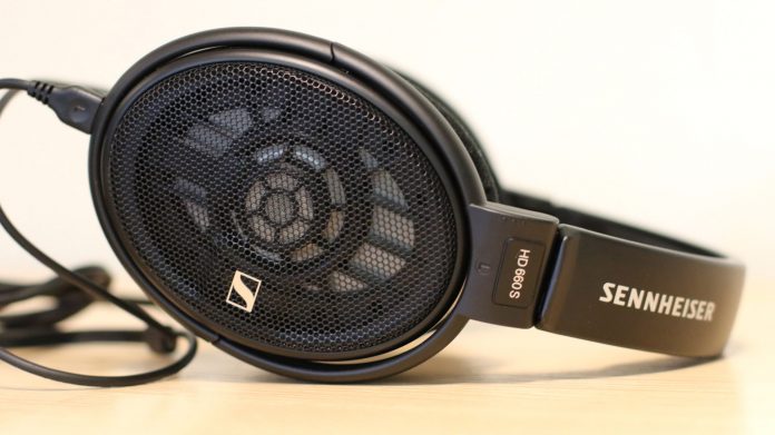 sennheiser_hd660s_uptone