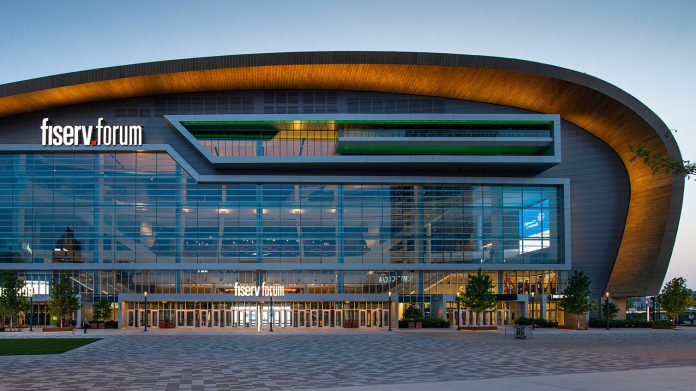 Fiserv-Forum-Stadion-Milwaukee-Bucks