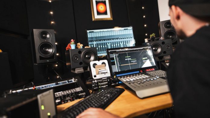 KALI-Audio-HEMP-Studio