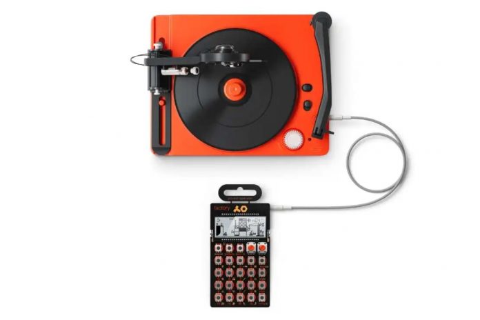 po-80-record-factory-podlaczony-do-PO-14