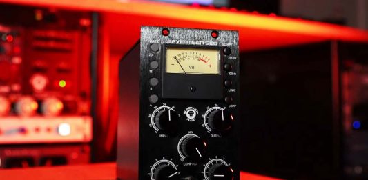 Black-Lion-Audio-Seventeen-500
