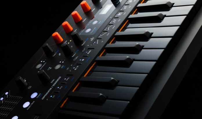 Arturia MiniFreak Stellar
