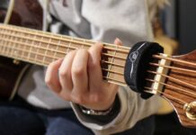 Ortega String Mute: funkcjonalny i uniwersalny tłumik do strun Ortega-String-Mute