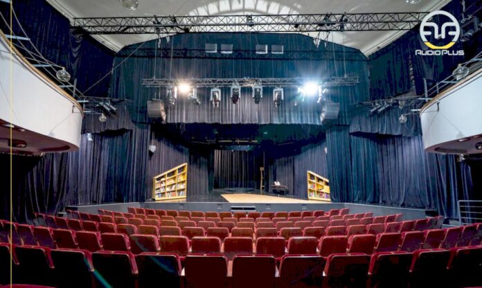 RTS Teatr Groteska_uptone
