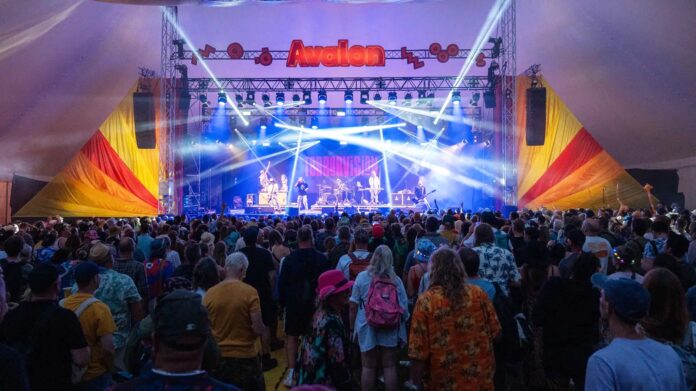 Glastonbury-2025-Dynacord-TGX_uptone