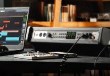 Czy Volt 876 to naprawdę „baby Apollo”? Universal-Audio-Volt-876_uptone