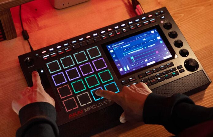 akai-mpc-live-3