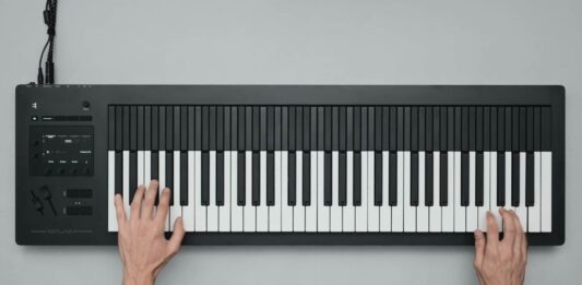 Expressive-E-Osmose-61_uptone