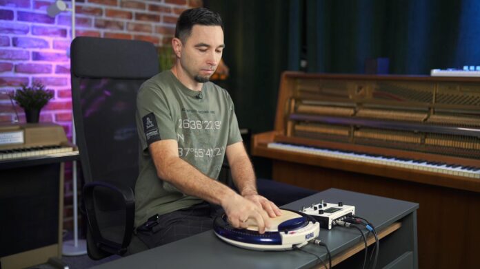 Ampero-II-Stomp-with-KORG-WAVE-DRUM
