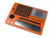 Stylophone VOICE: kompaktowy sampler z efektami i sekwencerem Stylophone VOICE