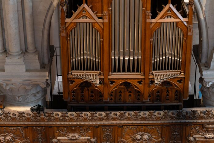 Sennheiser Spectera Notre-Dame de Paris