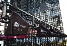 Coraz więcej mikrofonów bezprzewodowych, coraz więcej problemów? RF VENUE