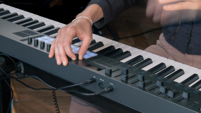 Novation Launchkey-88-MK4 Novation Launchkey-88-MK4
