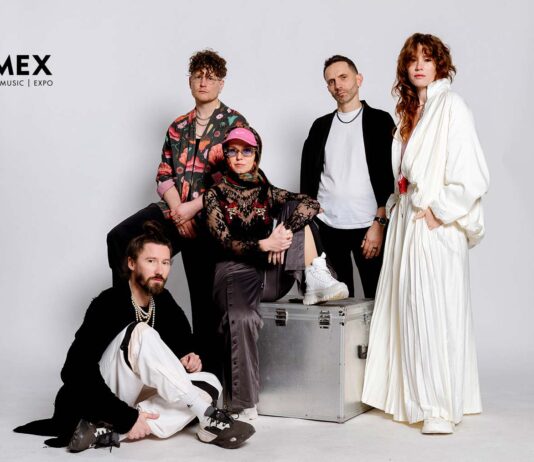 Przez pięć lat wysyłała zgłoszenia. Teraz ROOTS Kasi Kadłubowskiej zagra na WOMEX Kasia-Kadlubowska-ROOTS-WOMEX-2026