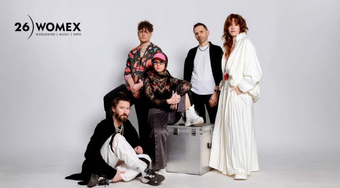 Przez pięć lat wysyłała zgłoszenia. Teraz ROOTS Kasi Kadłubowskiej zagra na WOMEX Kasia-Kadlubowska-ROOTS-WOMEX-2026