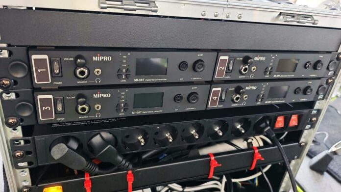 Nadmiar-Band-MIPRO-MI-58_uptone