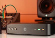 Kalibracja monitorów bez komputera i obsługa subwoofera. IK Multimedia pokazuje ARC STUDIO+ ARC_Studio_plus